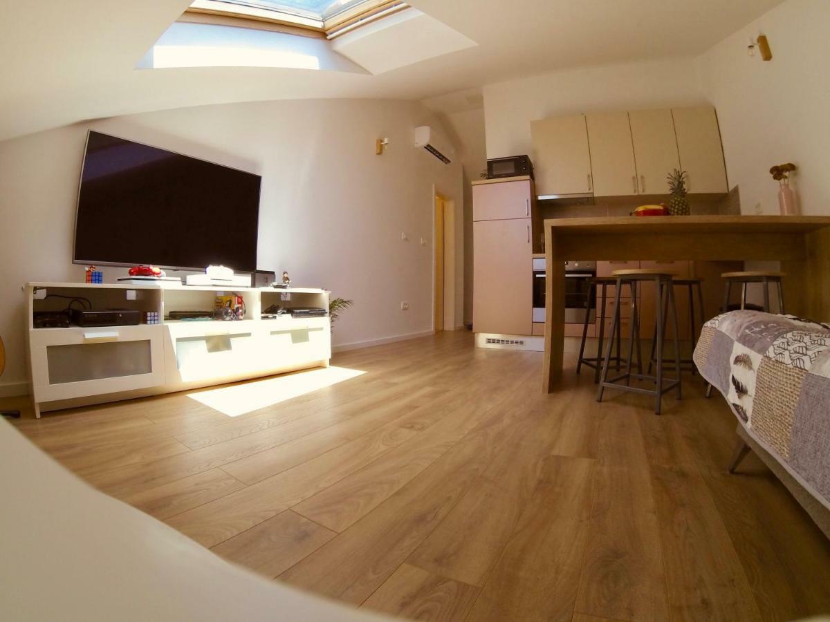 Geek Apartmán Omis